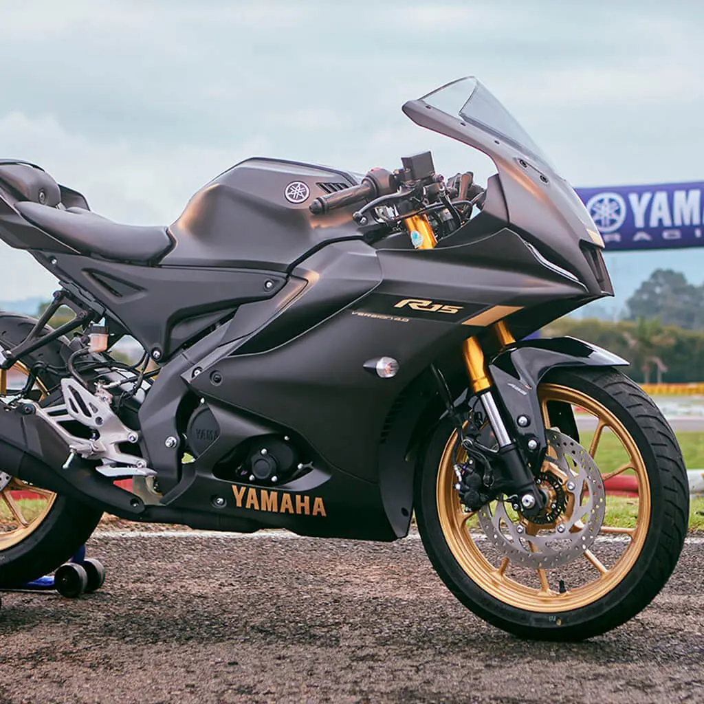 R15gal-6.webp