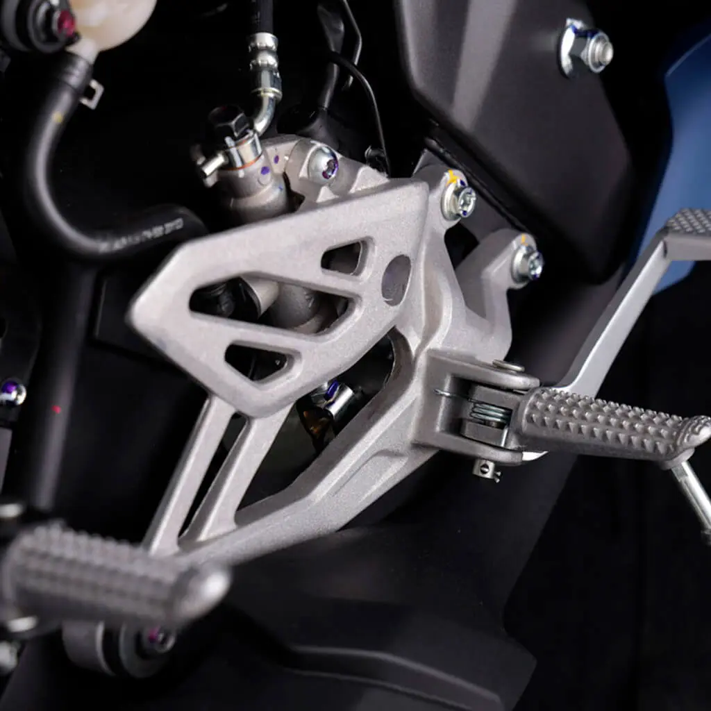 R15gal-7-1.webp